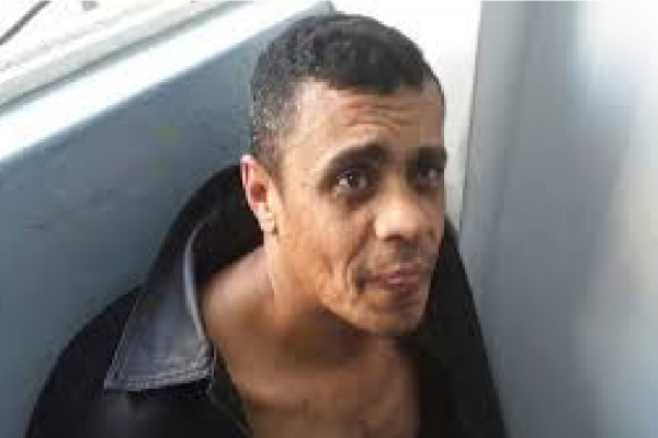 Juiz diz que Adélio é isento de pena e converte prisão em internação por tempo indeterminado