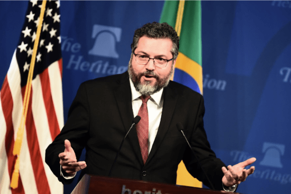 Araújo diz que 'Brasil quer enfatizar a real situação da Amazônia'