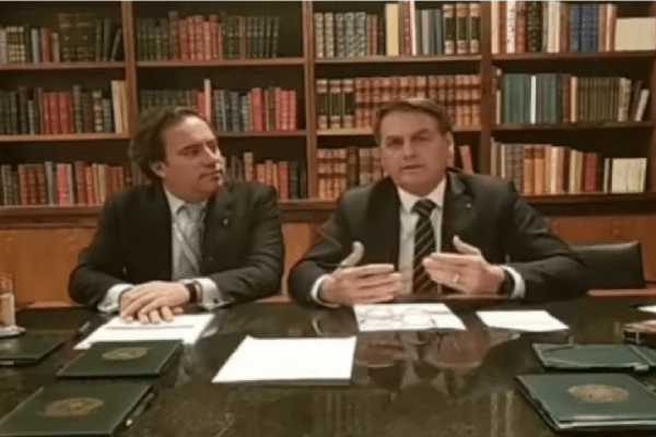 O fim do DPVAT foi tema da live semanal do presidente Bolsonaro