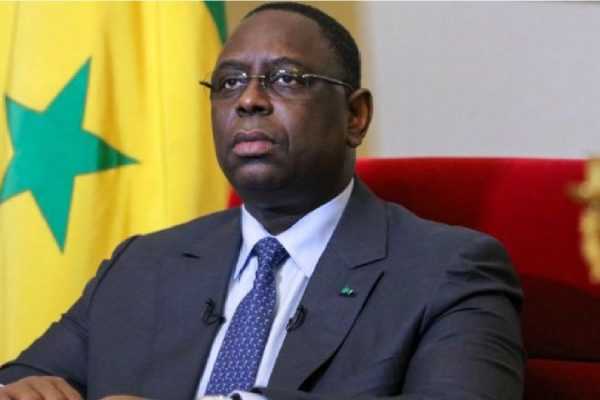 Jair Bolsonaro convida presidente do Senegal a visitar o Brasil em 2020