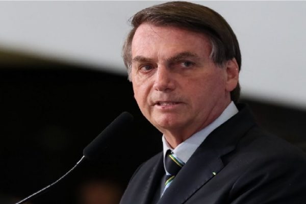 Jair Bolsonaro propõe fundo eleitoral de R$ 2,5 bilhões