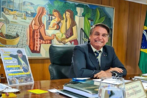 Bolsonaro se encontra com ruralistas no Mato Grosso; Confira a Agenda desta sexta-feira