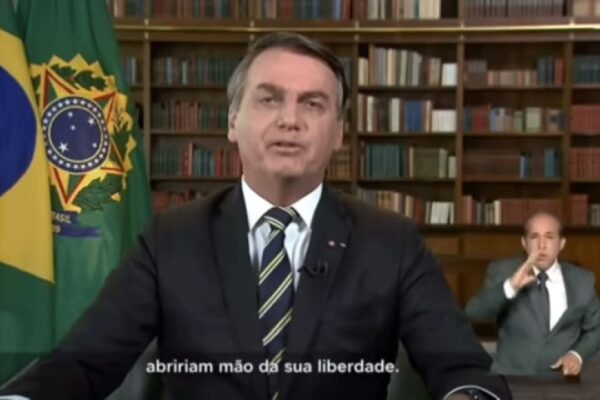 Bolsonaro reafirma "Compromisso com a Constituição, Democracia, Soberania e Liberdade"