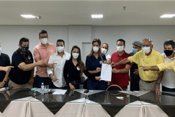 Após cancelamento de eleição no Macapá, candidatos assinam petição