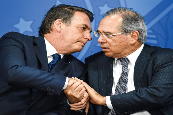 Bolsonaro comemora recorde na criação de empregos formais no Brasil em outubro