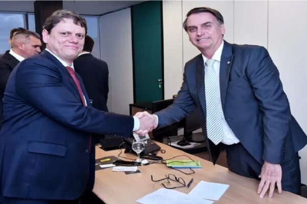 Governo Bolsonaro realizará "Maior Leilão Rodoviário da História"