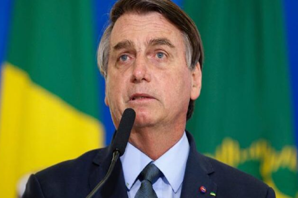 Em discurso, Bolsonaro desabafa: ‘A minha vida aqui é uma desgraça, é problema o tempo todo’