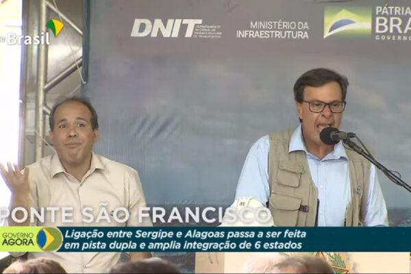 Gilson Machado dispara elogios a Bolsonaro e diz, "É um Jair Condensado mesmo. Ele é condensado de capacidade e honestidade"