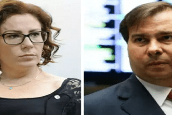 Carla Zambelli confronta Maia e alerta para conluio com o PT para votar o impeachment de Bolsonaro