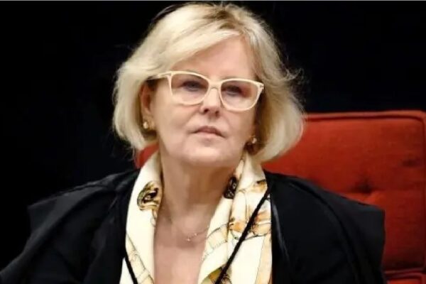 Rosa Weber atende governador petista e pressiona governo