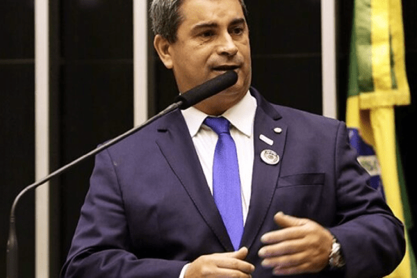Em pronunciamento ao vivo, Coronel Tadeu denuncia ‘plano’ de João Doria, PT, PC do B e Globo contra Bolsonaro