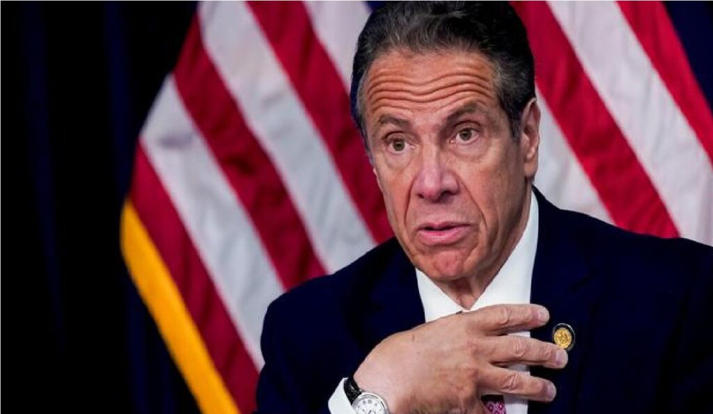 Governador de NY nega acusações e diz que "nunca ultrapassou os limites com ninguém"