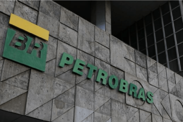 Justiça do Trabalho proíbe Petrobras de ampliar escalas de trabalho