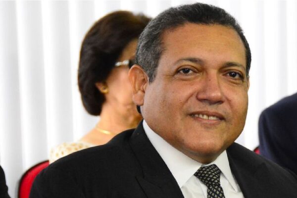 Ministro Kássio Nunes Marques testa positivo para doença e segue em isolamento